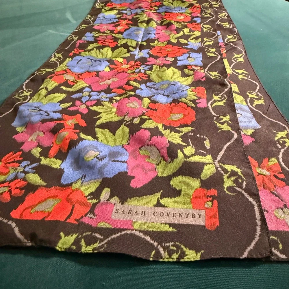 Vintage Scarf Bundle 3pc Floral & Solid Oblong Scarves Mixed‎ Brands